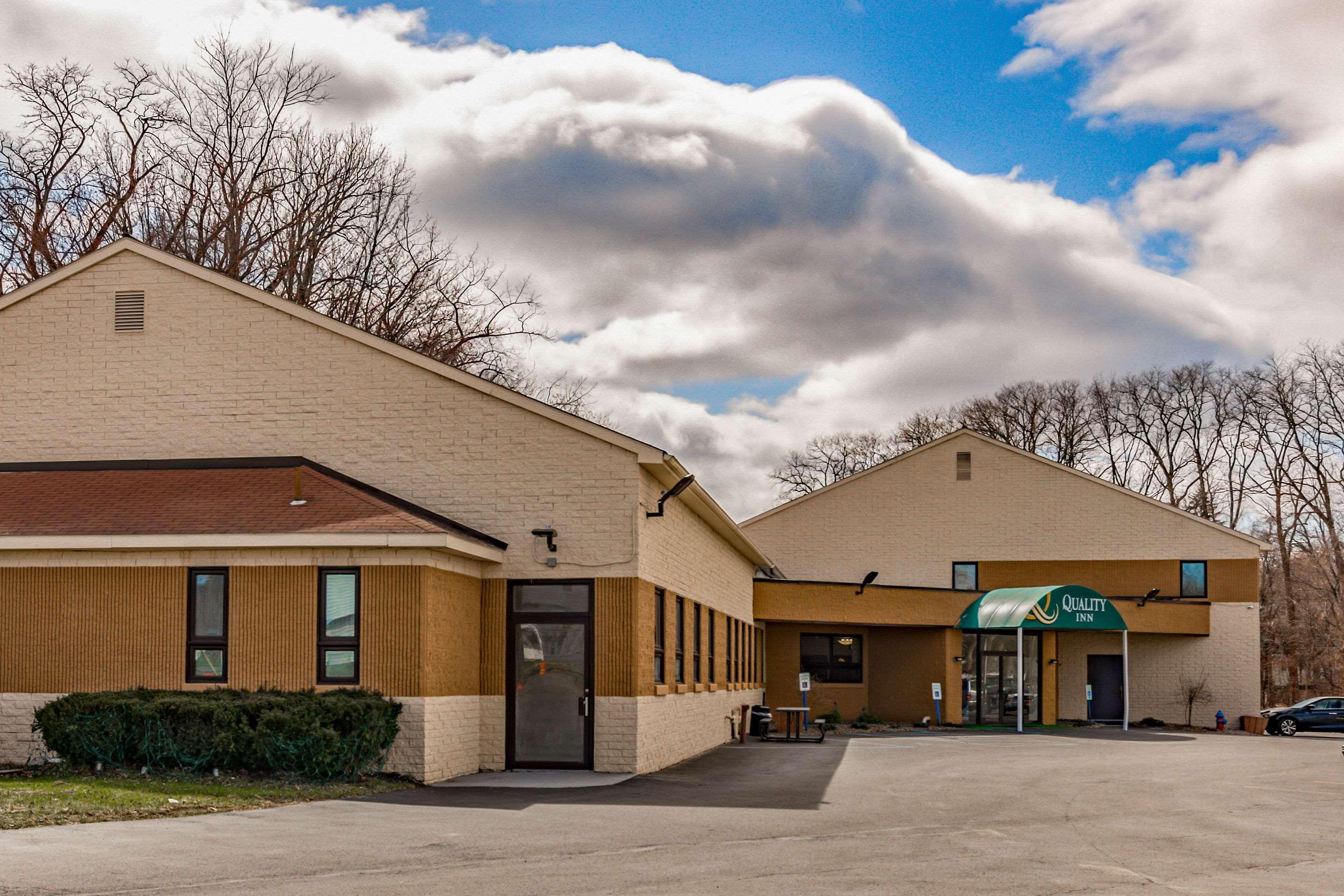 Quality Inn Schenectady - Albany Luaran gambar